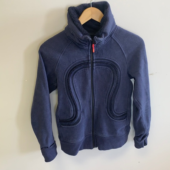 Lululemon Cozy Up in Navy - Picture 1 of 4